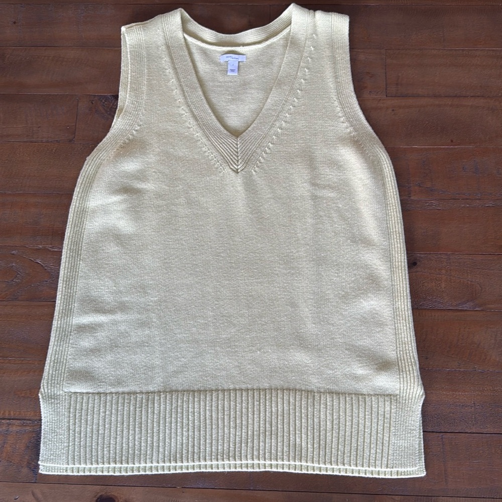 Daily Ritual Lime Green V Neck Sweater